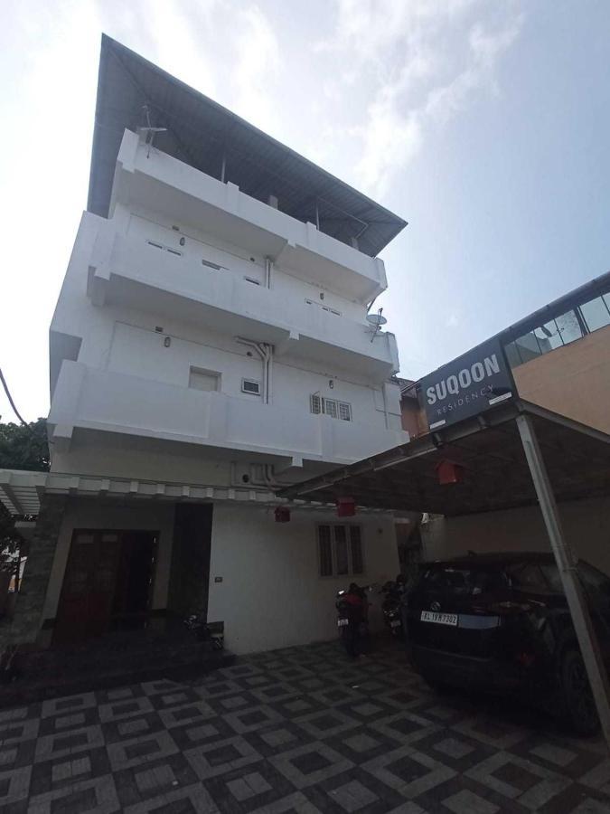Collection O 81026 Suqoon Premium Stays Kochi Kültér fotó